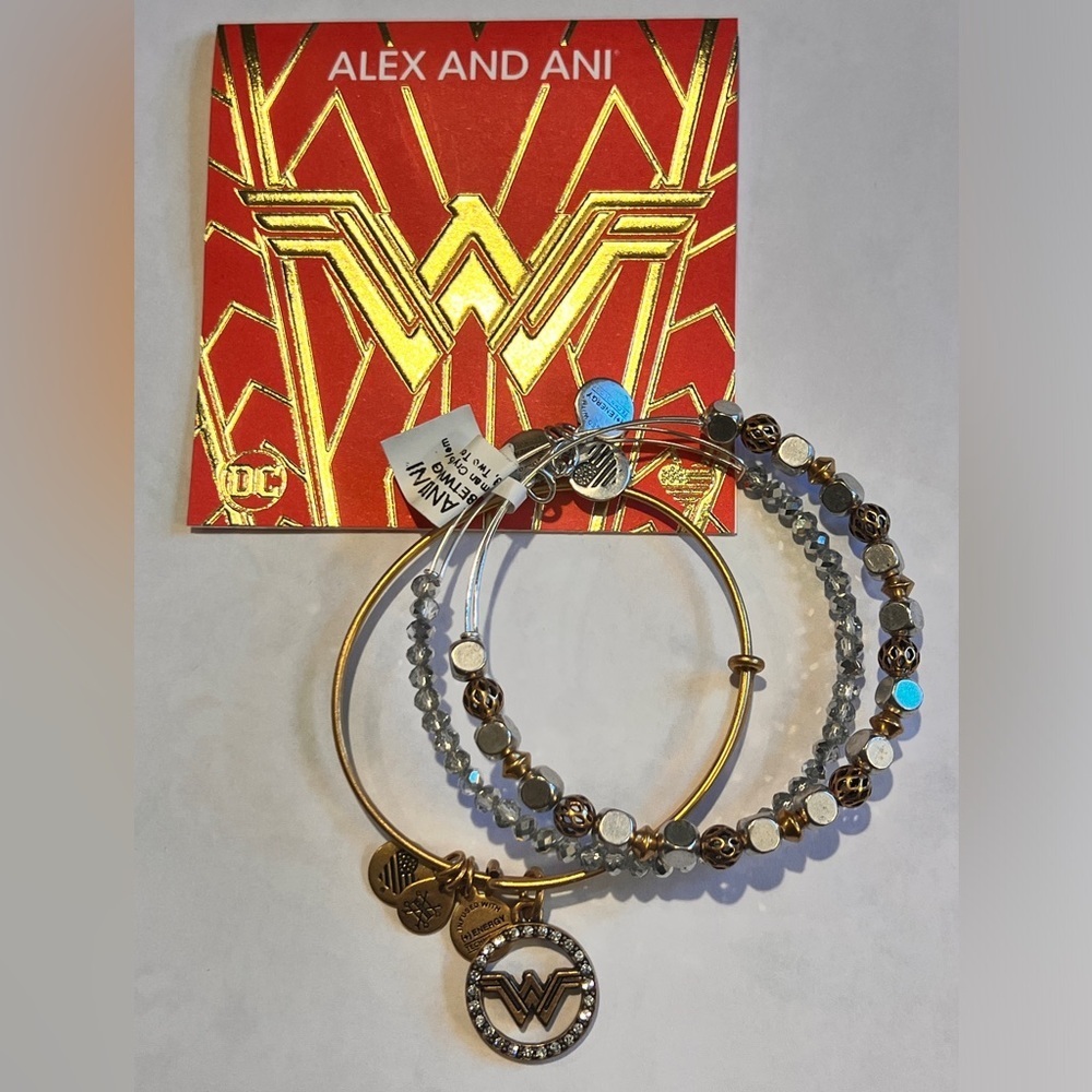 Alex and Ani Wonder Woman Crystal Emblem Set of 3 two tone expandable bracelets - Picture 6 of 14